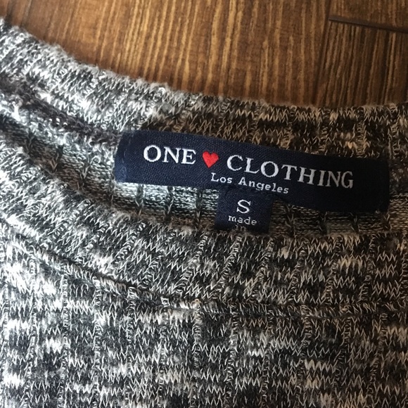 TEE - Picture 6 of 8